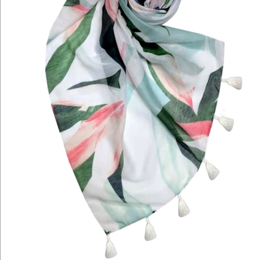 Multi Wear Sarong in Birds of Paradise
